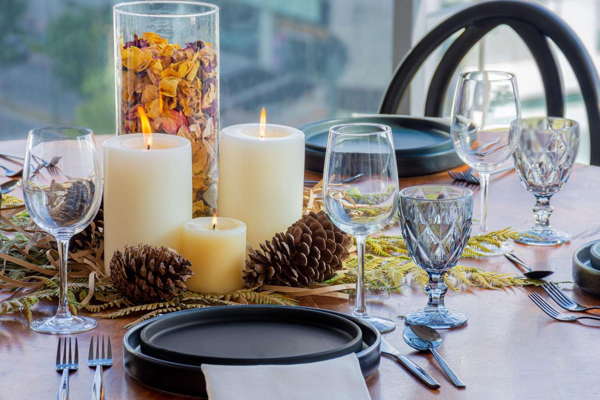 NH Collection Mexico City Santa Fe Exterior foto A table set for a dinner party